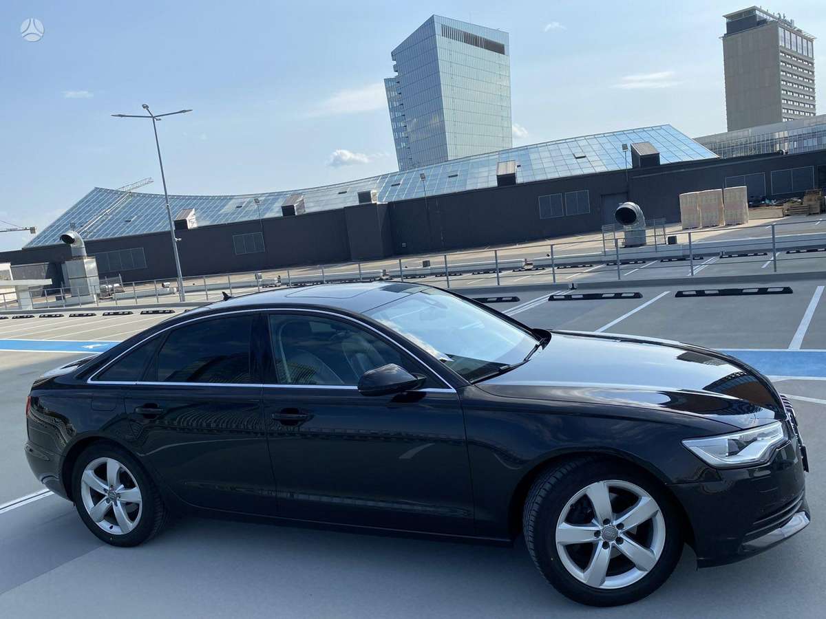 Audi A6, 2.0 l., sedanas
