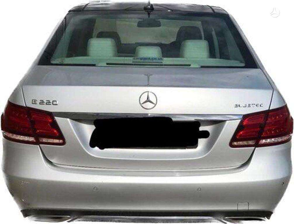 Mercedes-Benz E220