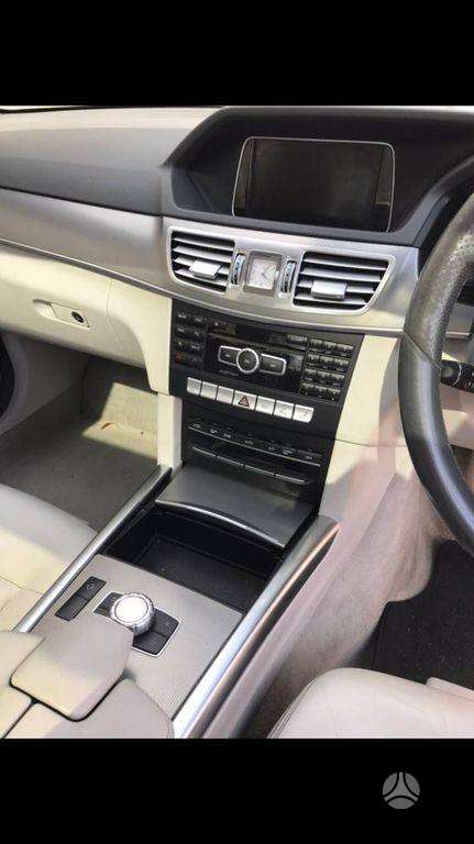 Mercedes-Benz E220