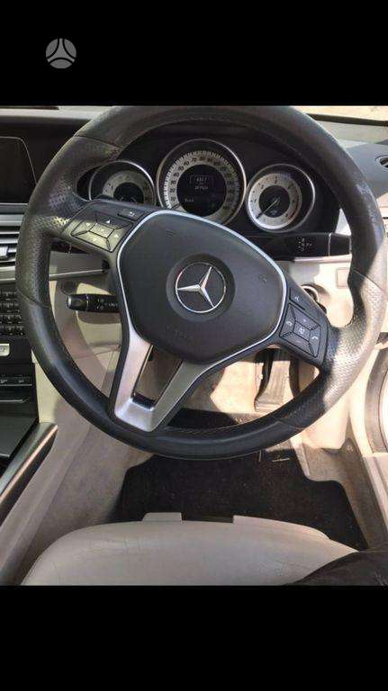Mercedes-Benz E220