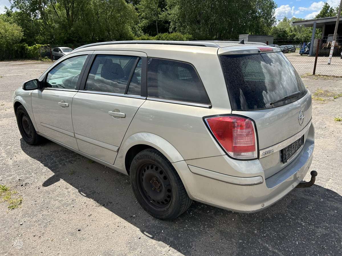 Opel Astra, 1.8 l., Универсал