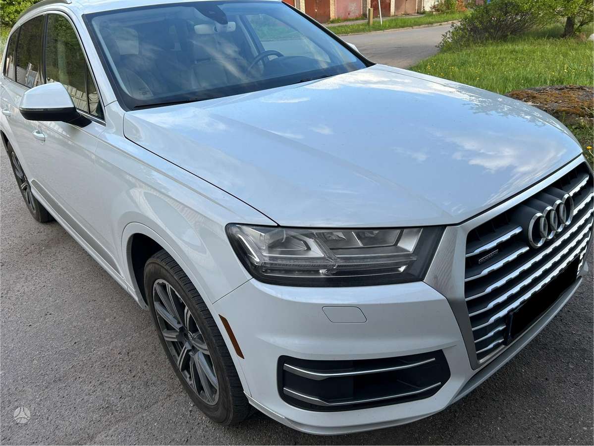 Audi Q7, 3.0 l., off-road / crossover