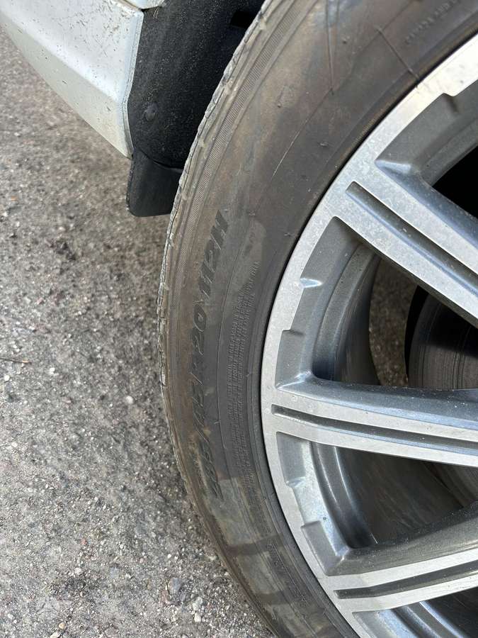 Audi Q7, 3.0 l., off-road / crossover