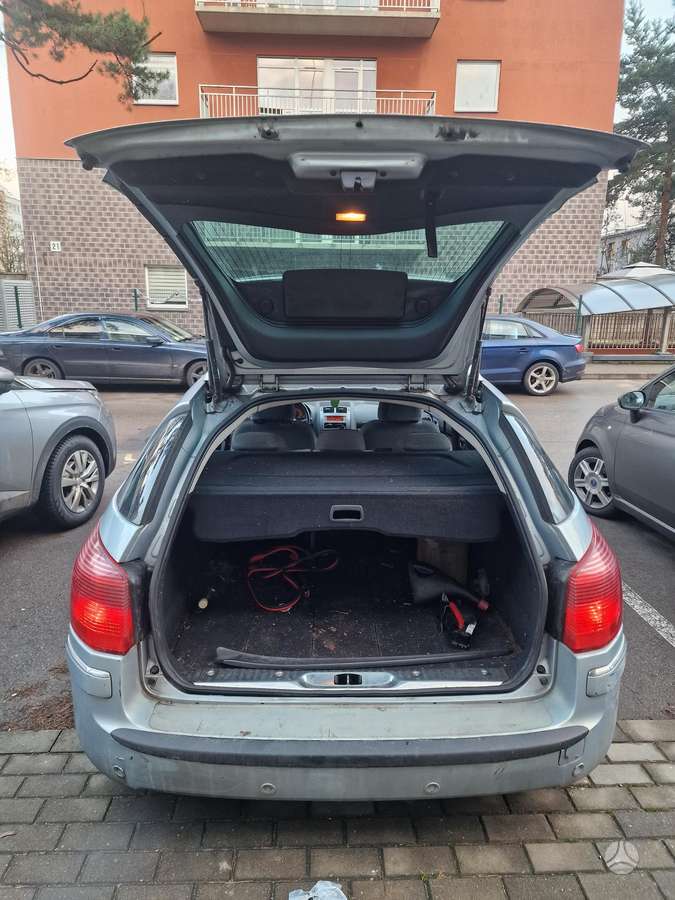 Peugeot 407 - 5
