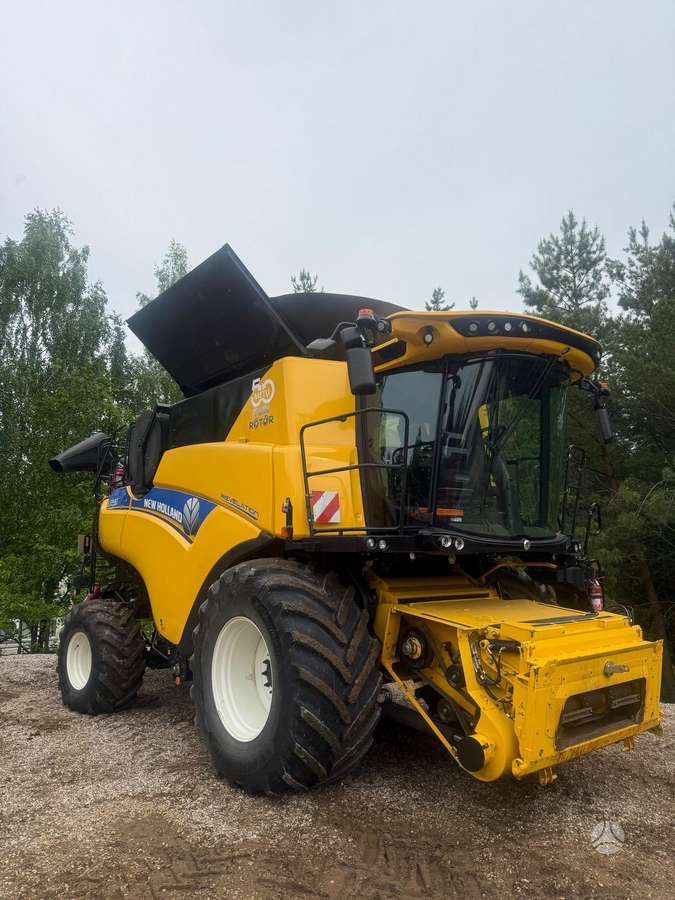 New Holland CR 9.90, комбайны