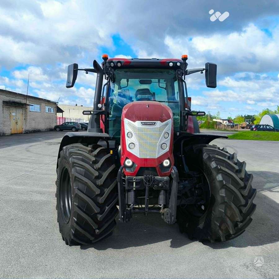 McCORMICK X7.624 VT-DRIVE Clever Cab, тракторы