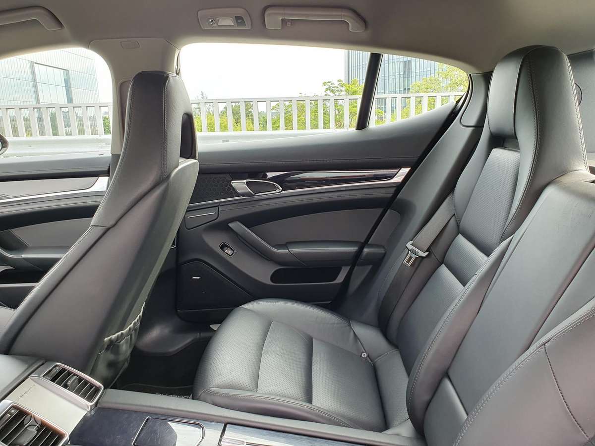 Porsche Panamera, 3.0 l., Седан