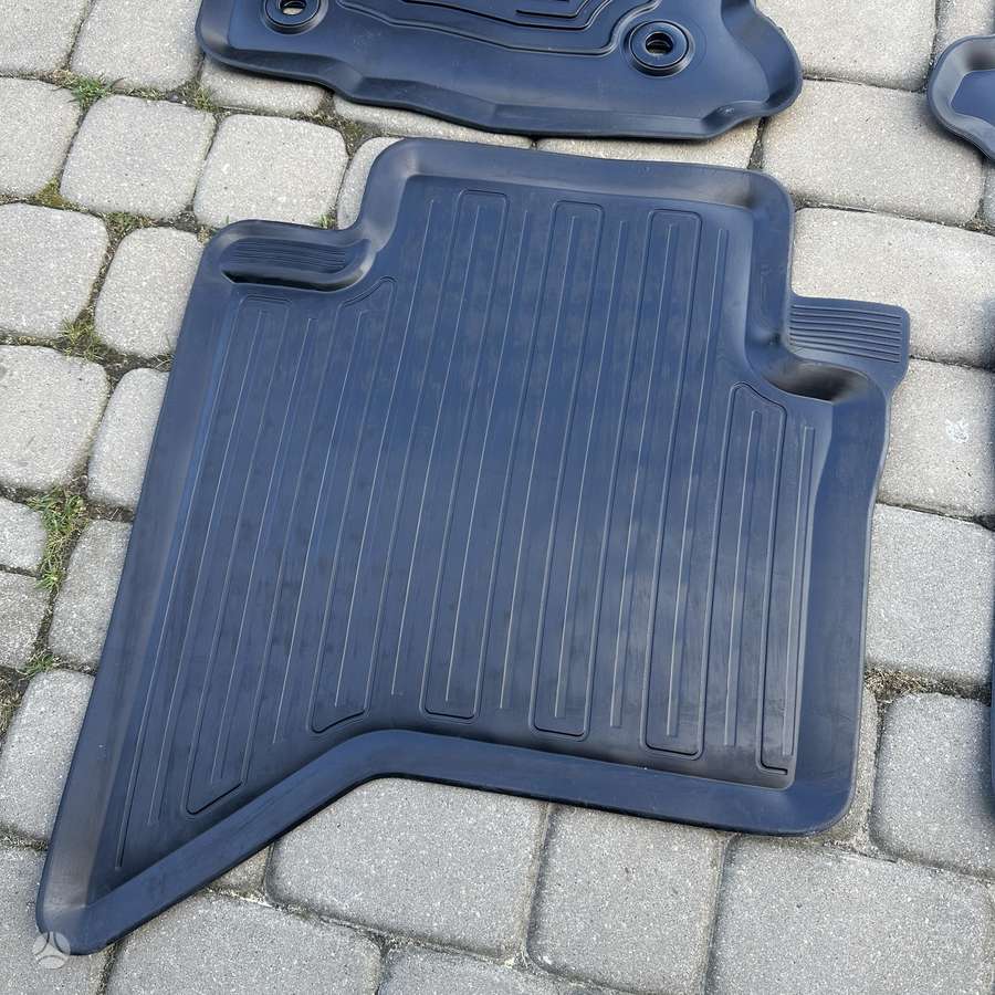 Toyota Hilux, PW210-0K000, mats