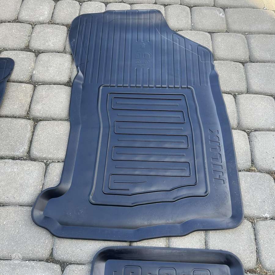 Toyota Hilux, PW210-0K000, mats