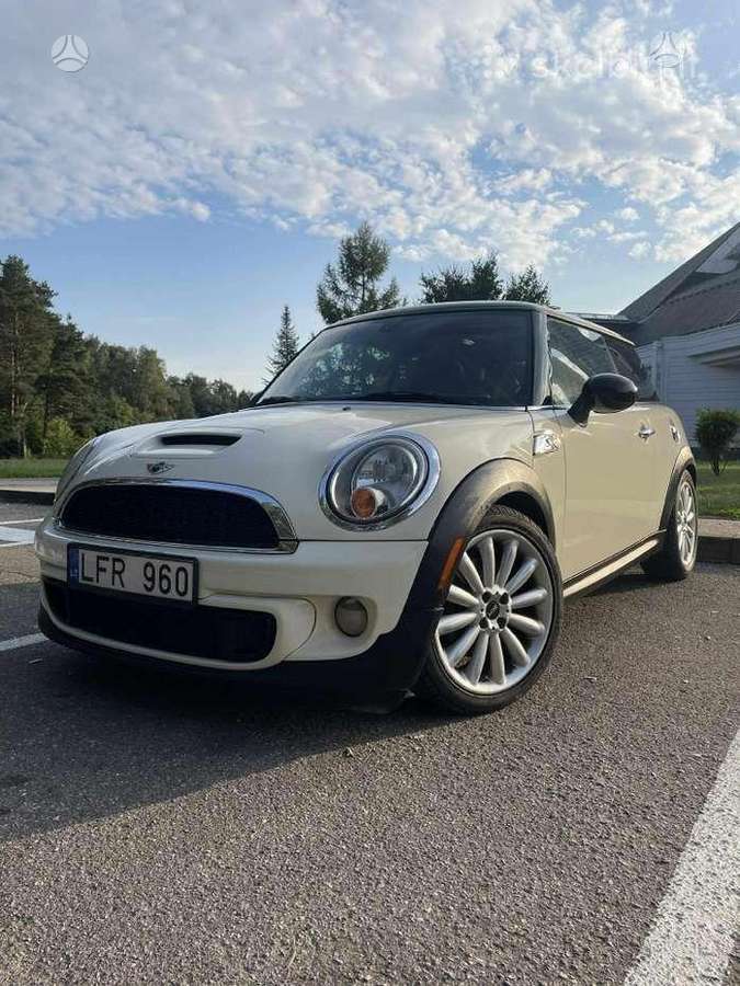 Mini Cooper S, 1.6 l., hatchback