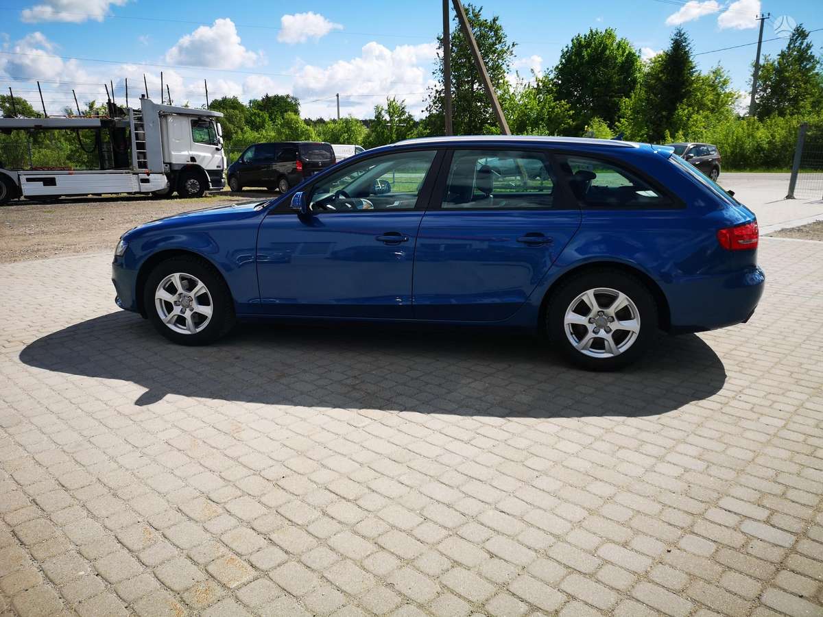 Audi A4, 1.8 l., Универсал