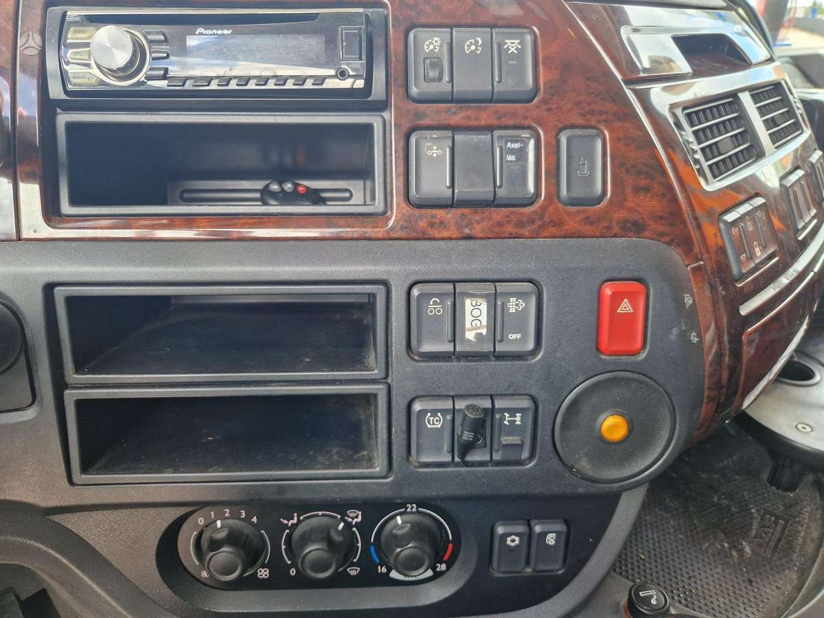 DAF Rida tik 442000 km!, double sleeper