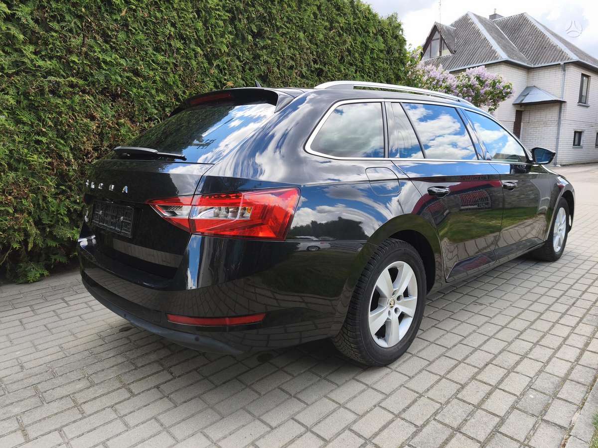 Škoda Superb - 7