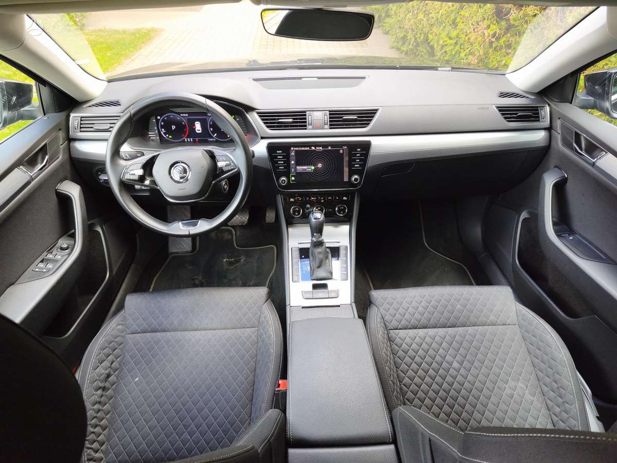 Škoda Superb - 11