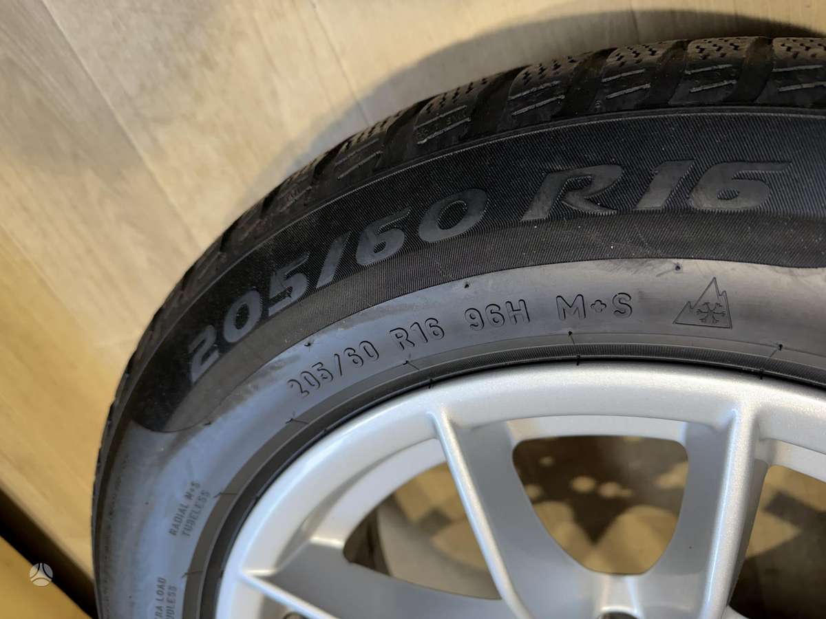 Audi A4 B9 su padangomis, легкосплавные , R16