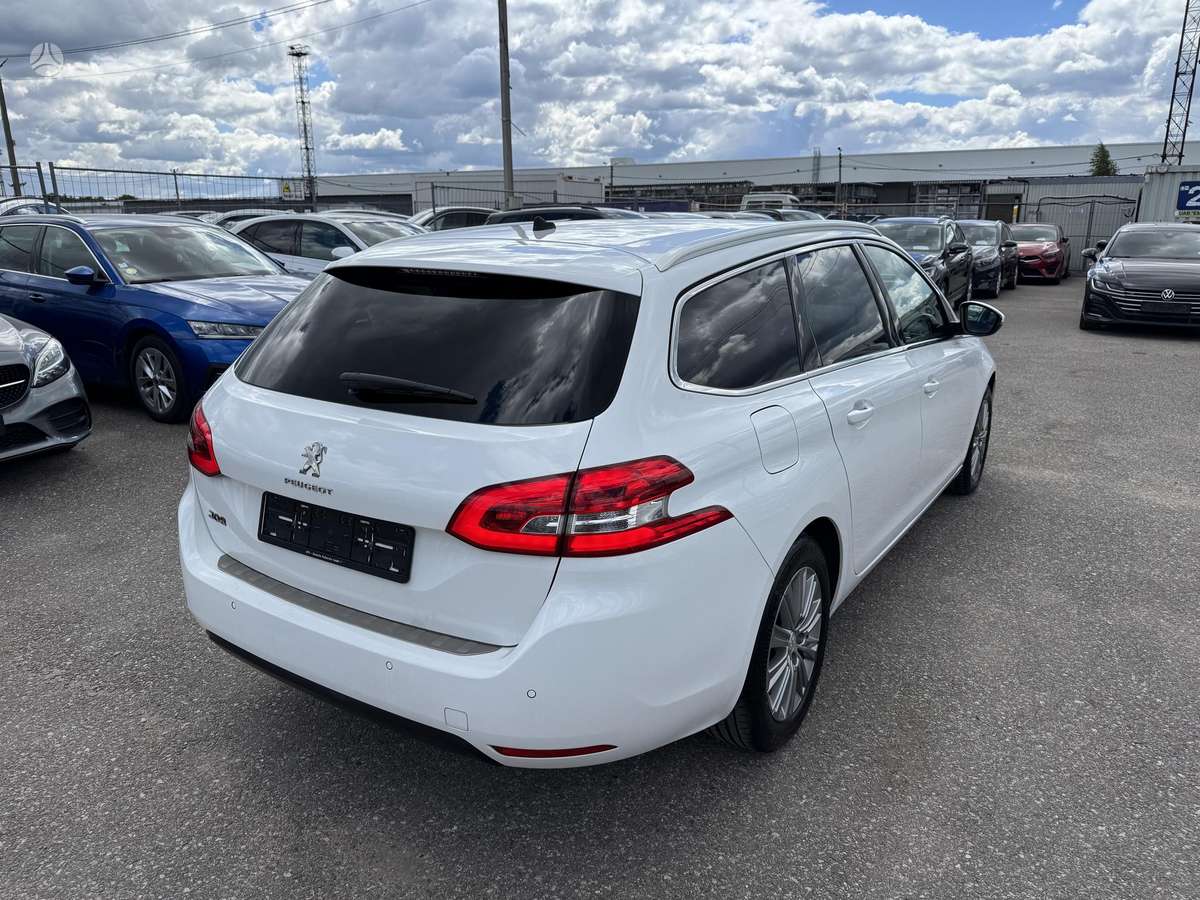 Peugeot 308 - 5