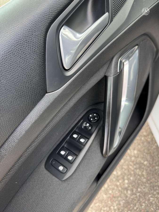 Peugeot 308 - 7