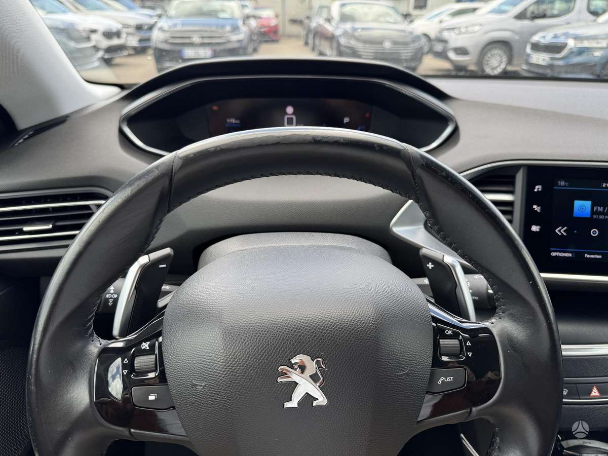 Peugeot 308 - 10