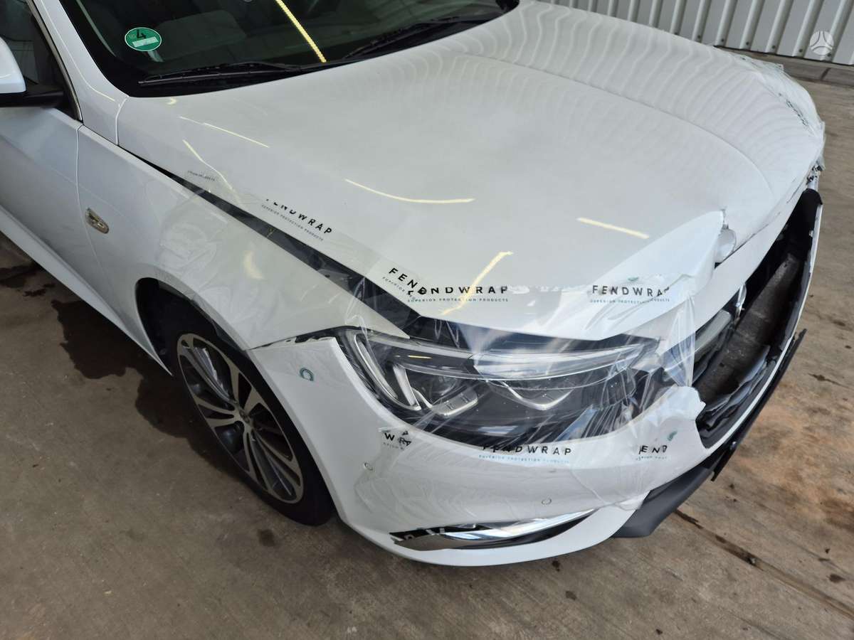 Opel Insignia, 1.5 l., hatchback