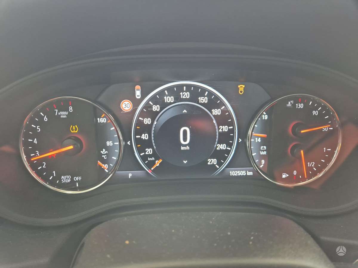 Opel Insignia, 1.5 l., hatchback
