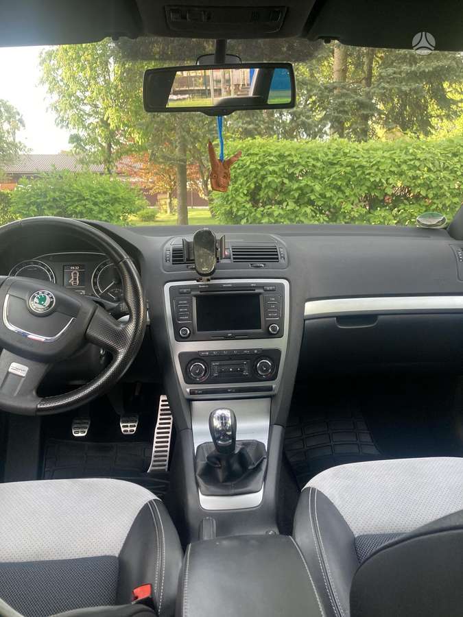Škoda Octavia - 10