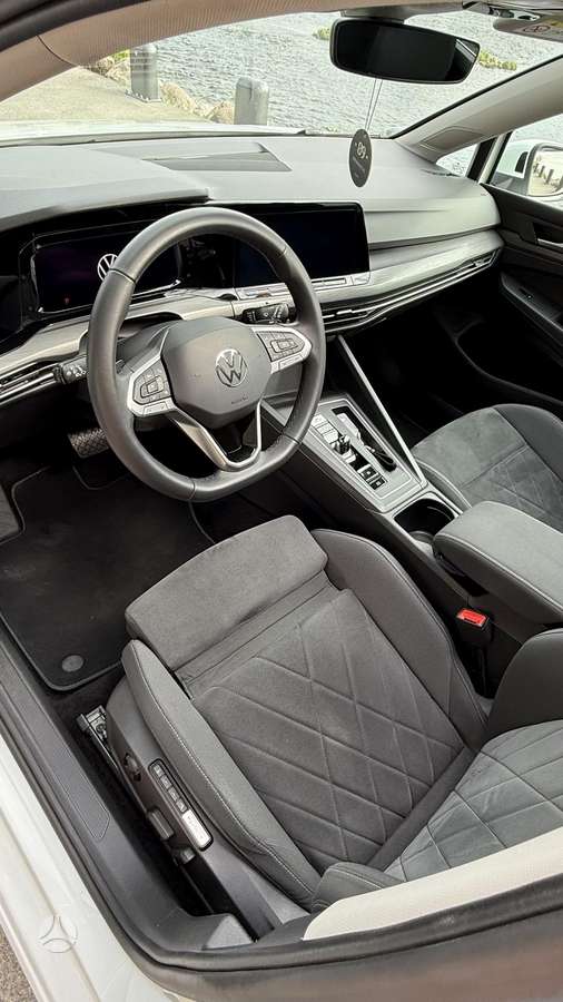 Volkswagen Golf - 5