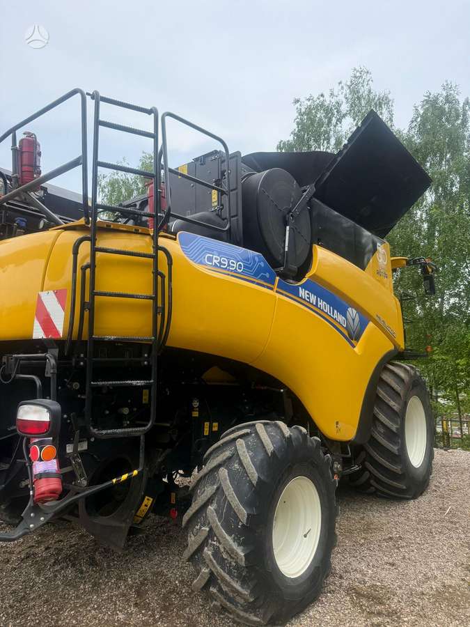 New Holland CR 9.90, комбайны