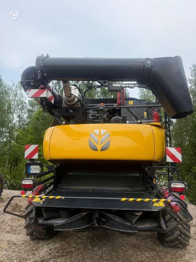 New Holland CR 9.90, комбайны