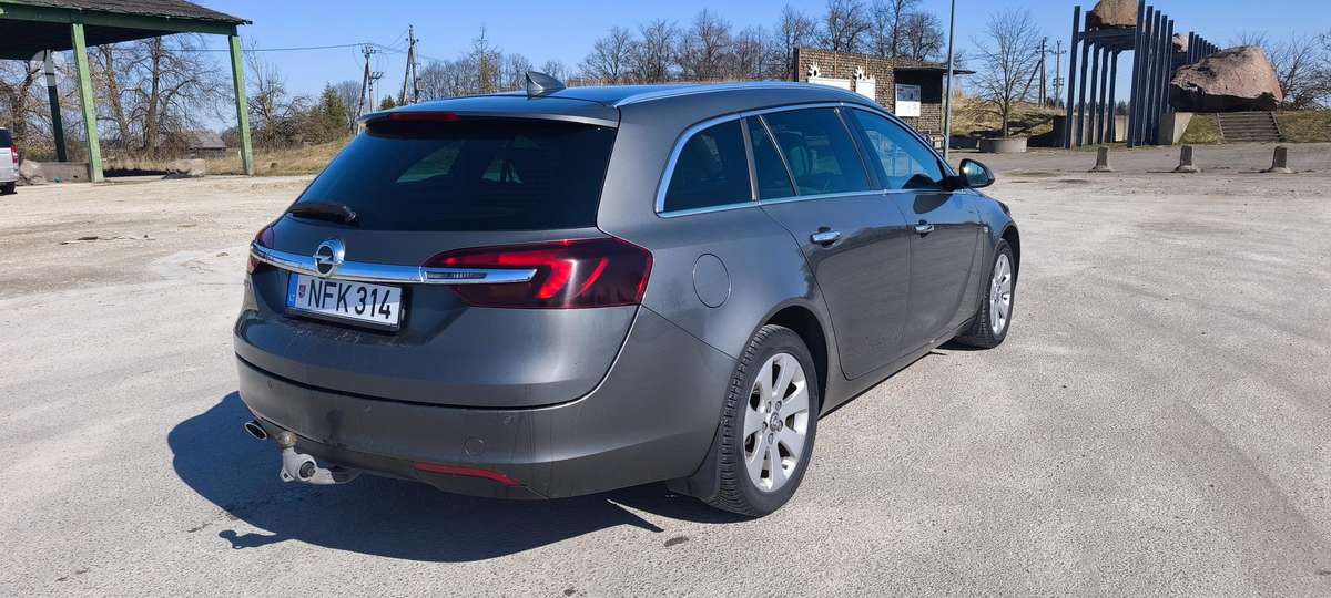Opel Insignia, 2.0 l., universalas