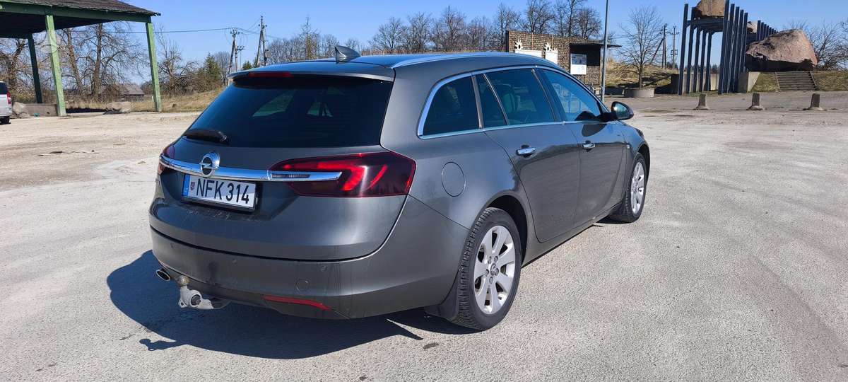 Opel Insignia, 2.0 l., wagon