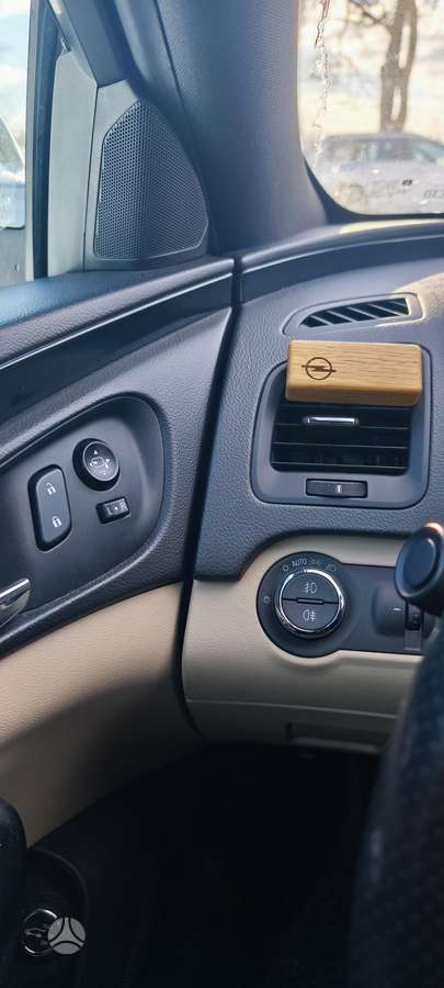 Opel Insignia, 2.0 l., universalas