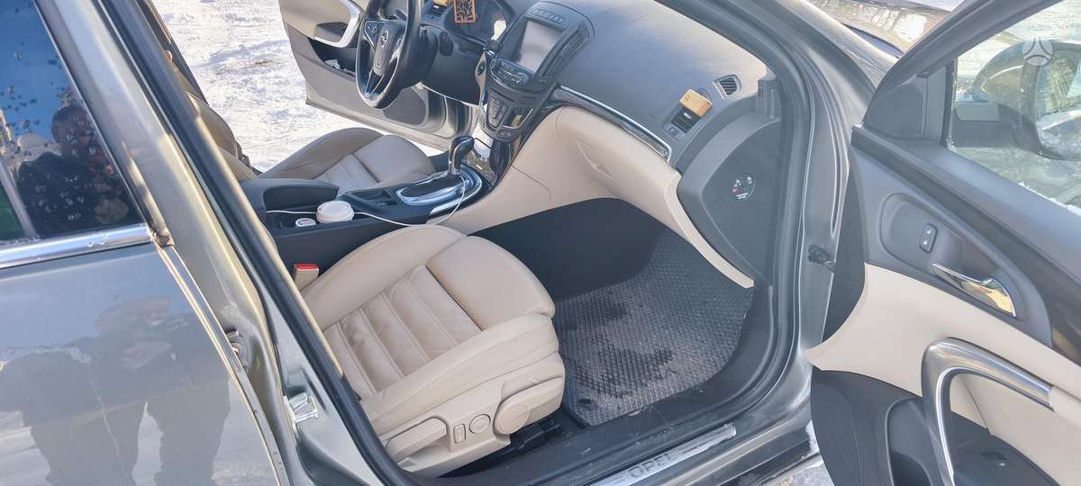 Opel Insignia, 2.0 l., wagon
