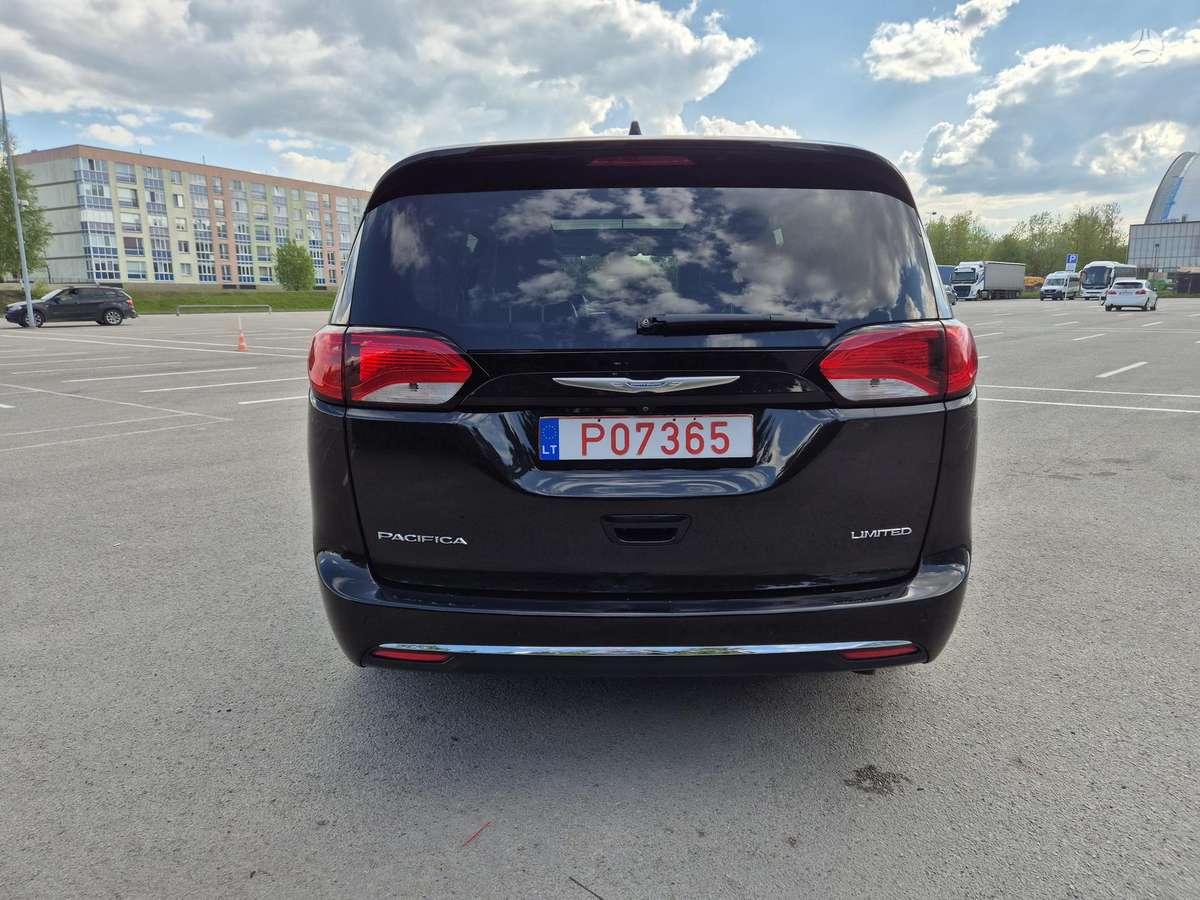 Chrysler Pacifica, 3.6 l., Минивэн