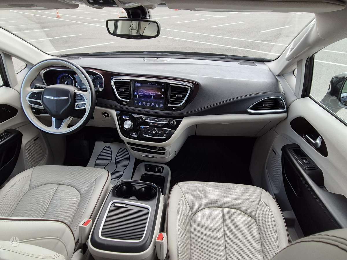 Chrysler Pacifica, 3.6 l., Минивэн