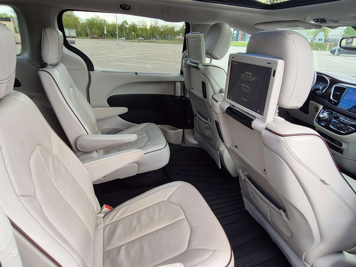 Chrysler Pacifica, 3.6 l., Минивэн
