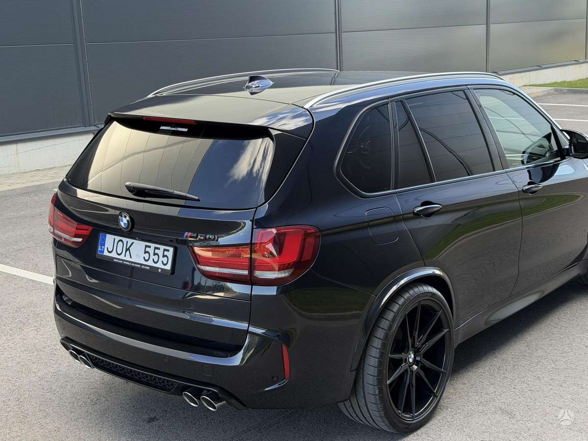 BMW X5, 4.4 l., off-road / crossover