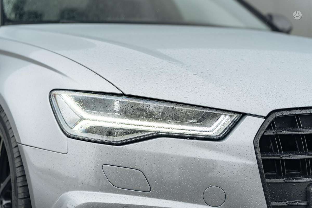Audi A6, 3.0 l., Седан