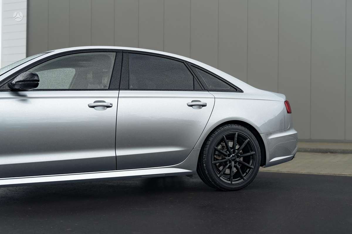Audi A6, 3.0 l., Седан