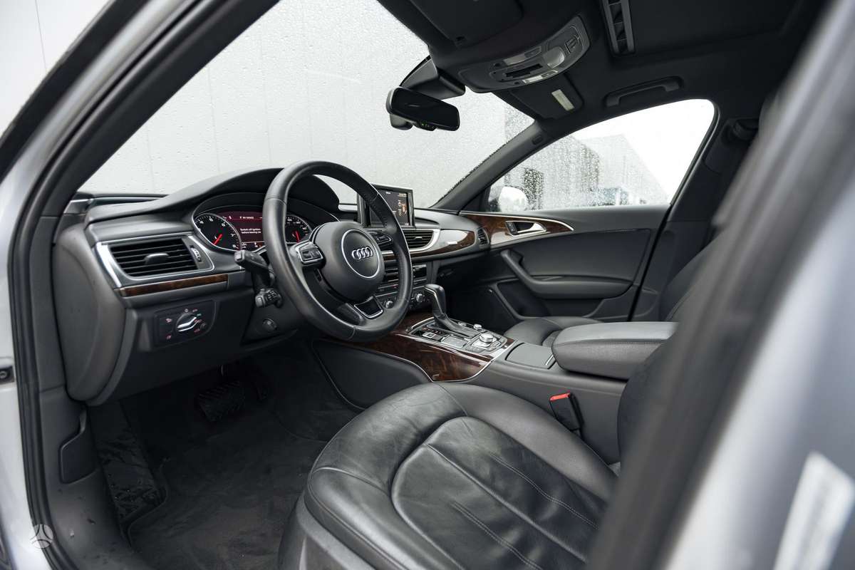 Audi A6, 3.0 l., Седан