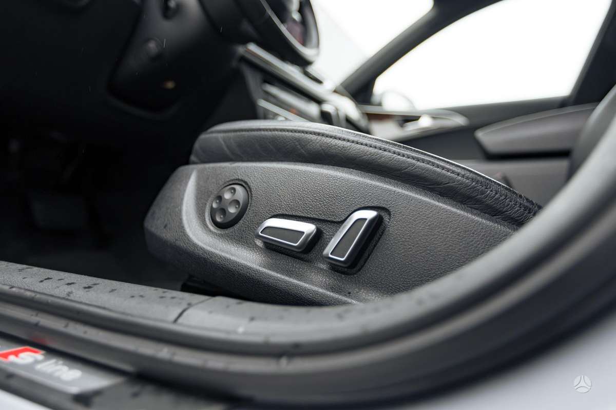Audi A6, 3.0 l., Седан
