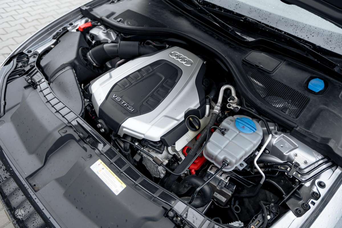 Audi A6, 3.0 l., Седан