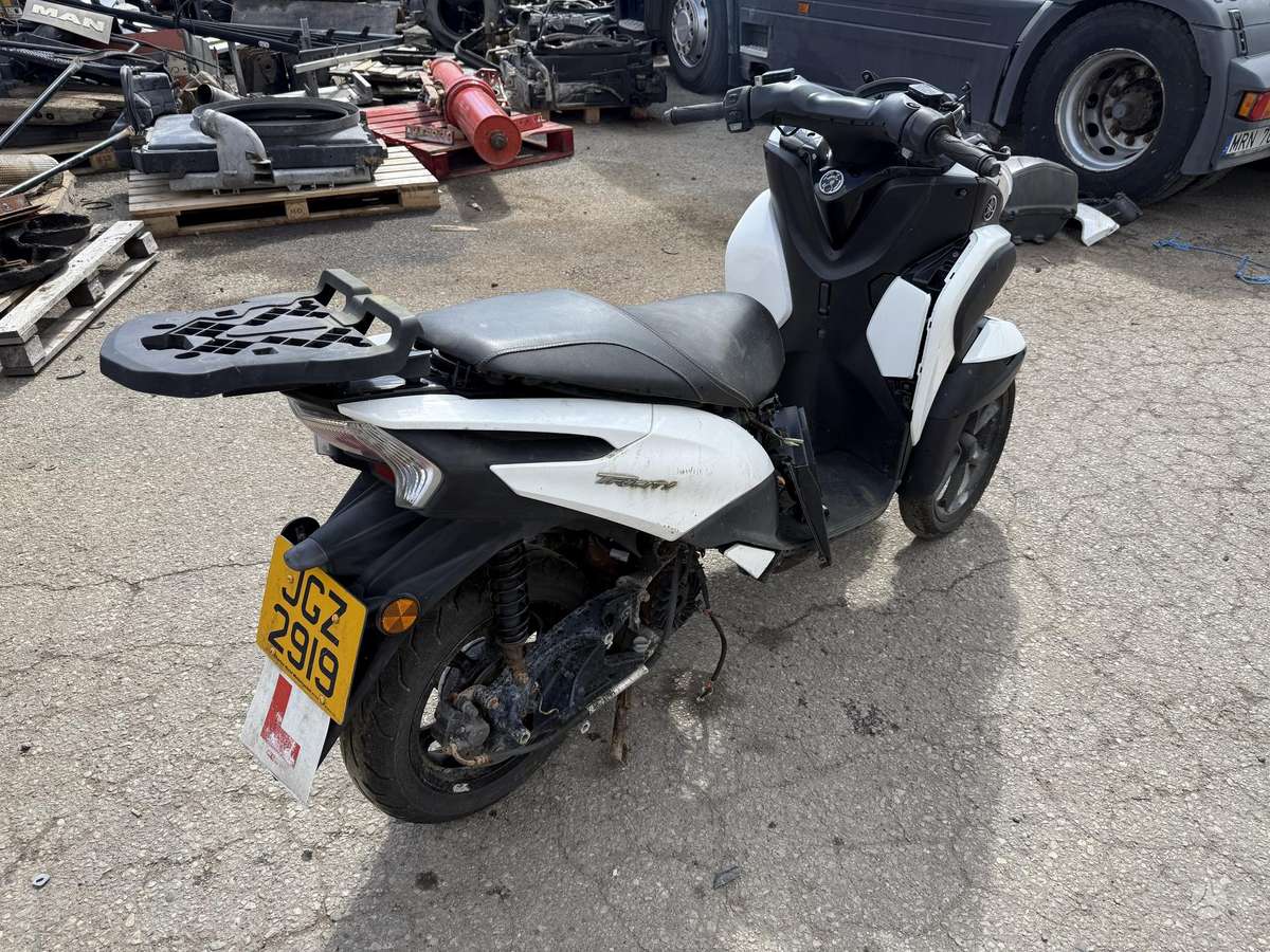 Yamaha Tricity 125, мотороллеры / мопеды