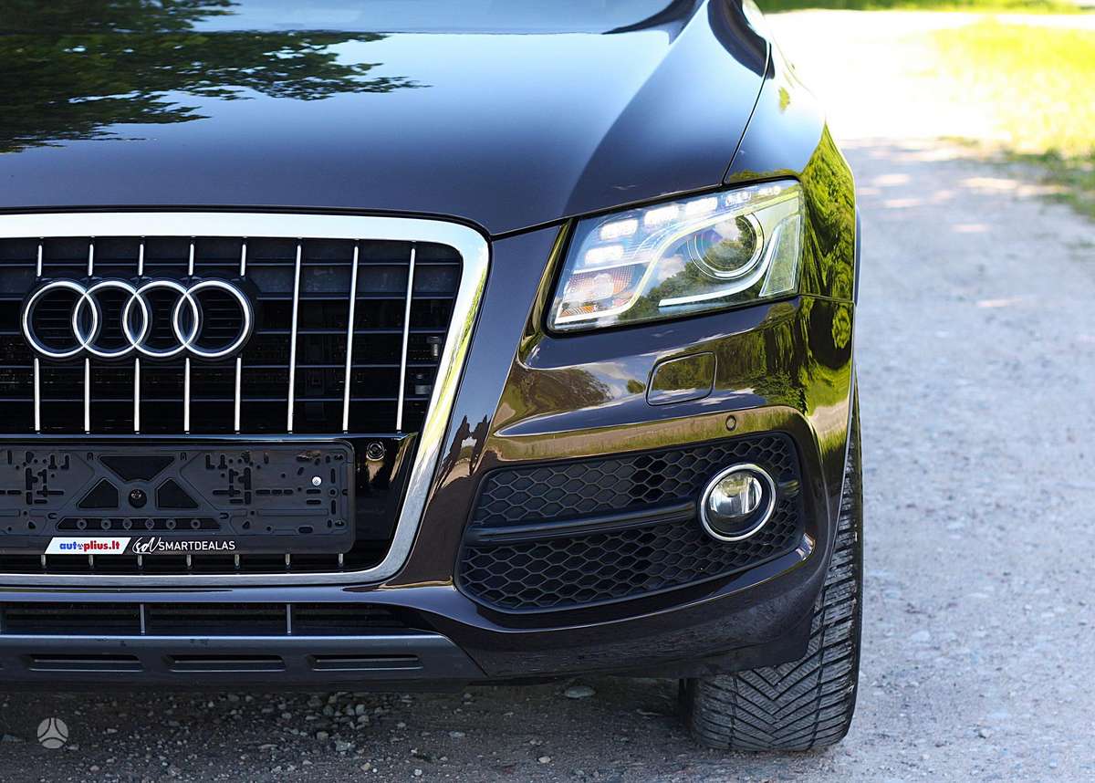 Audi Q5, 3.0 l., off-road / crossover