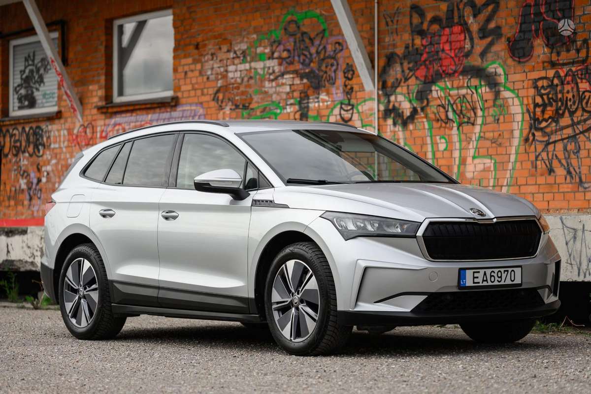 Škoda Enyaq - 1