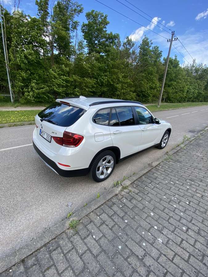 BMW X1, 2.0 l., Хэтчбек