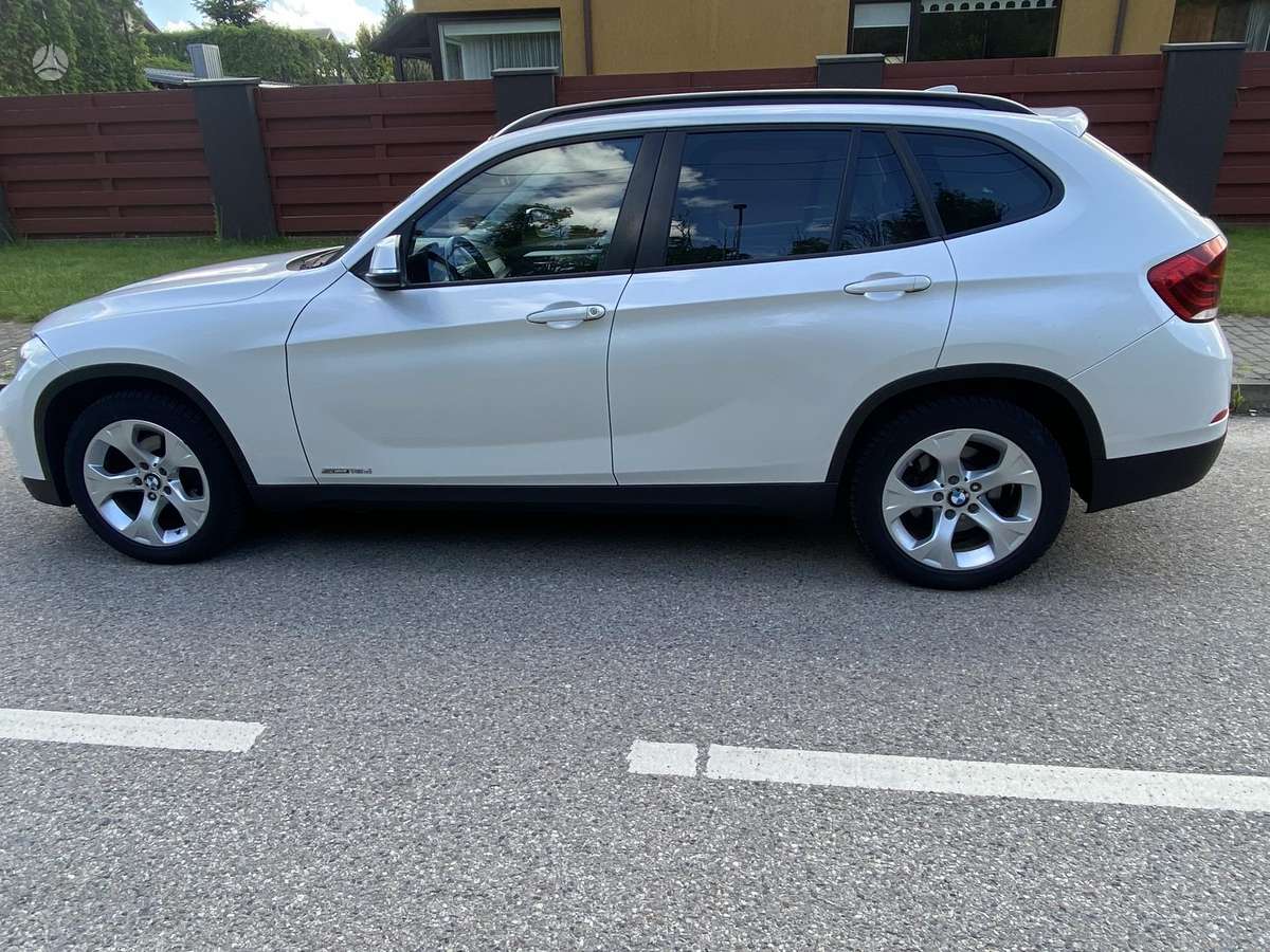 BMW X1, 2.0 l., Хэтчбек