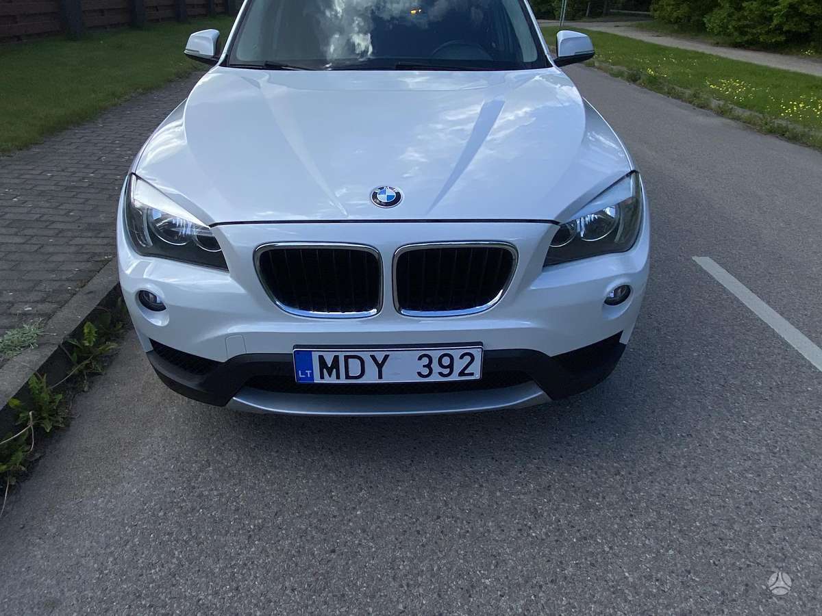 BMW X1, 2.0 l., hatchback