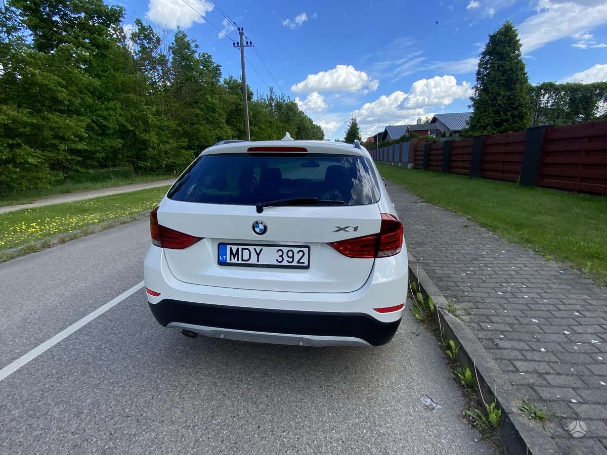 BMW X1, 2.0 l., Хэтчбек