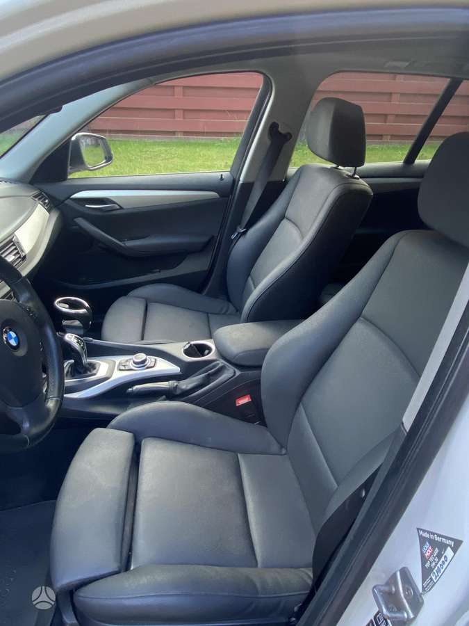 BMW X1, 2.0 l., Хэтчбек