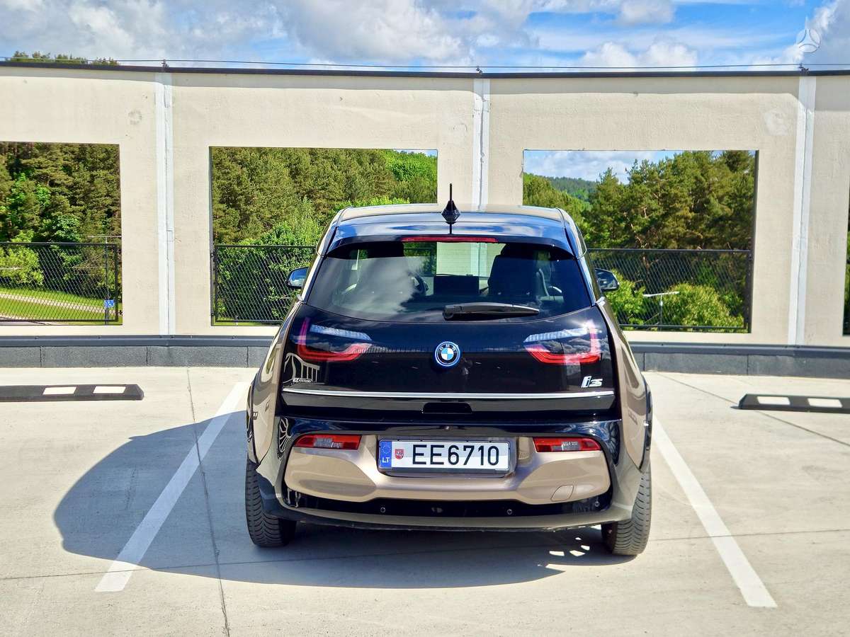 BMW i3s, Хэтчбек
